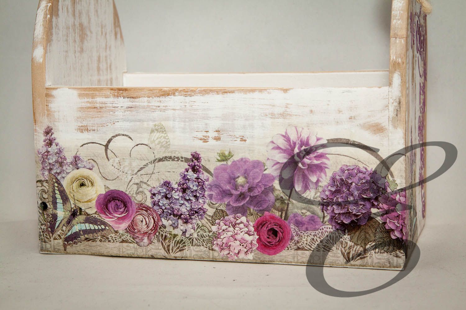 Deko Herz Holz mit Goldenen Ornamenten Blumen und Flügel – Handgefertigtes Unikat von E-Family Jestetten