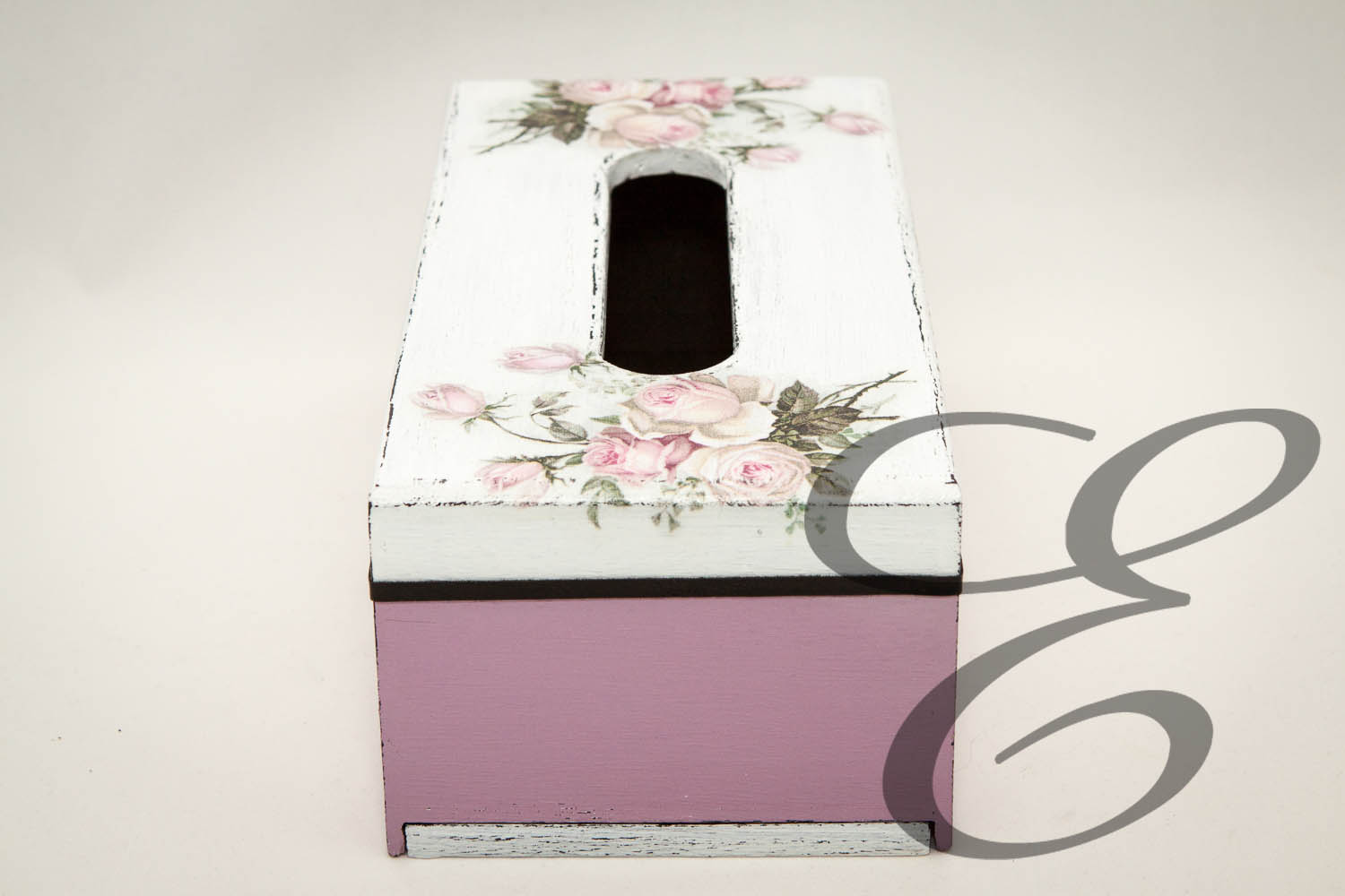 Schatulle Violett mit Rüschen und Rosen Verziert Shabby Chic Cupcakemotiv – Handgefertigtes Unikat von E-Family Jestetten