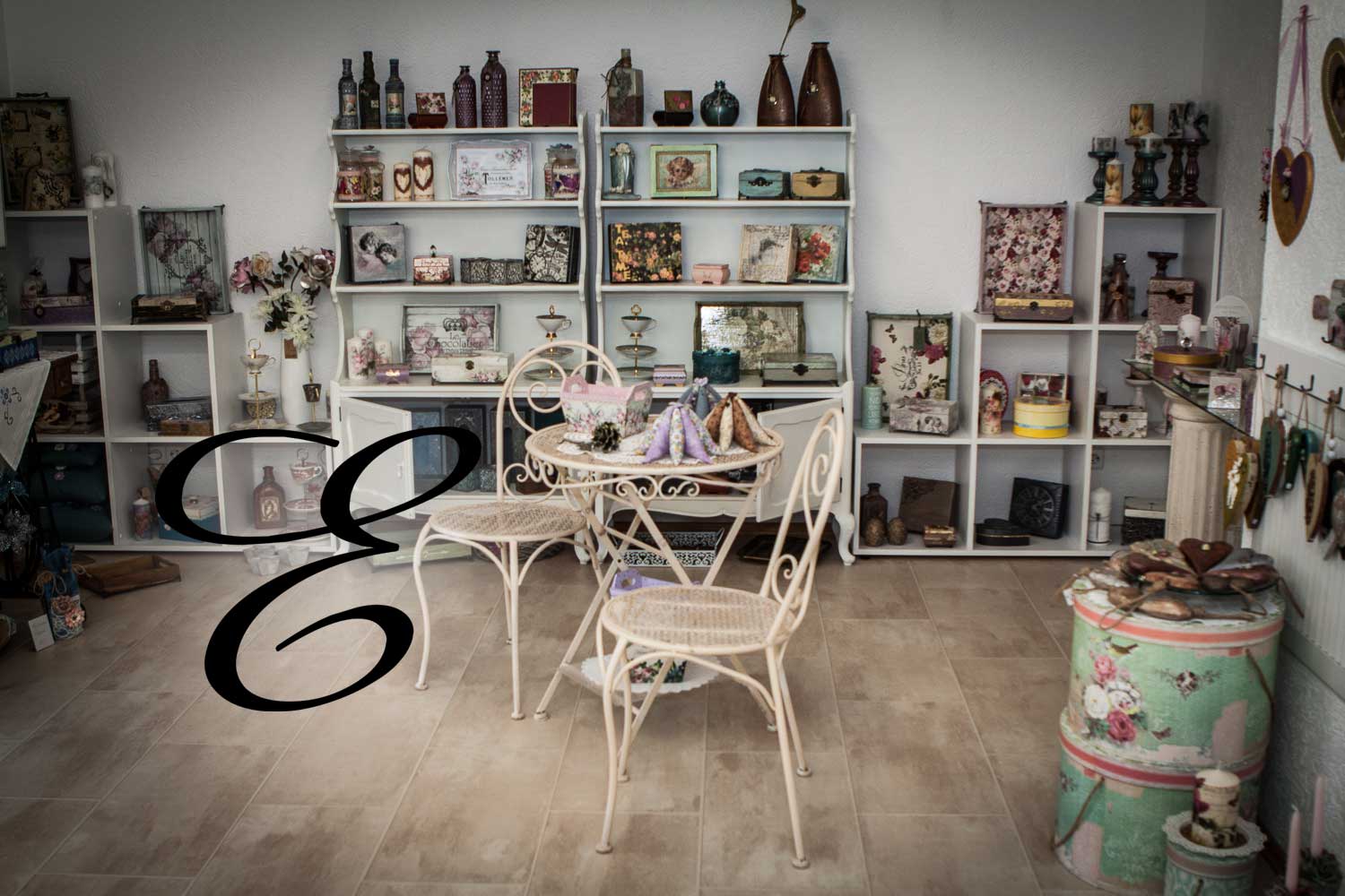 Handgefertigte Deko-Unikate, Holzschatullen, Herzen und Wohnaccessoires von E-Family Jestetten
